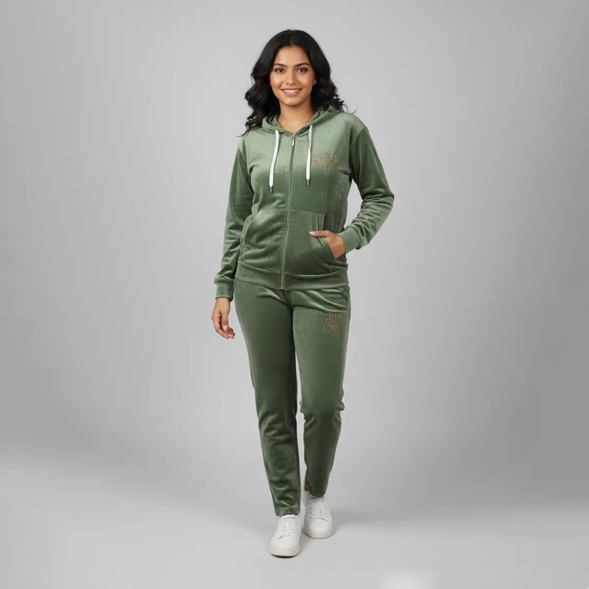 Women'S Solid Green Hooded Tracksuit Set With Jogger Pants And Zip